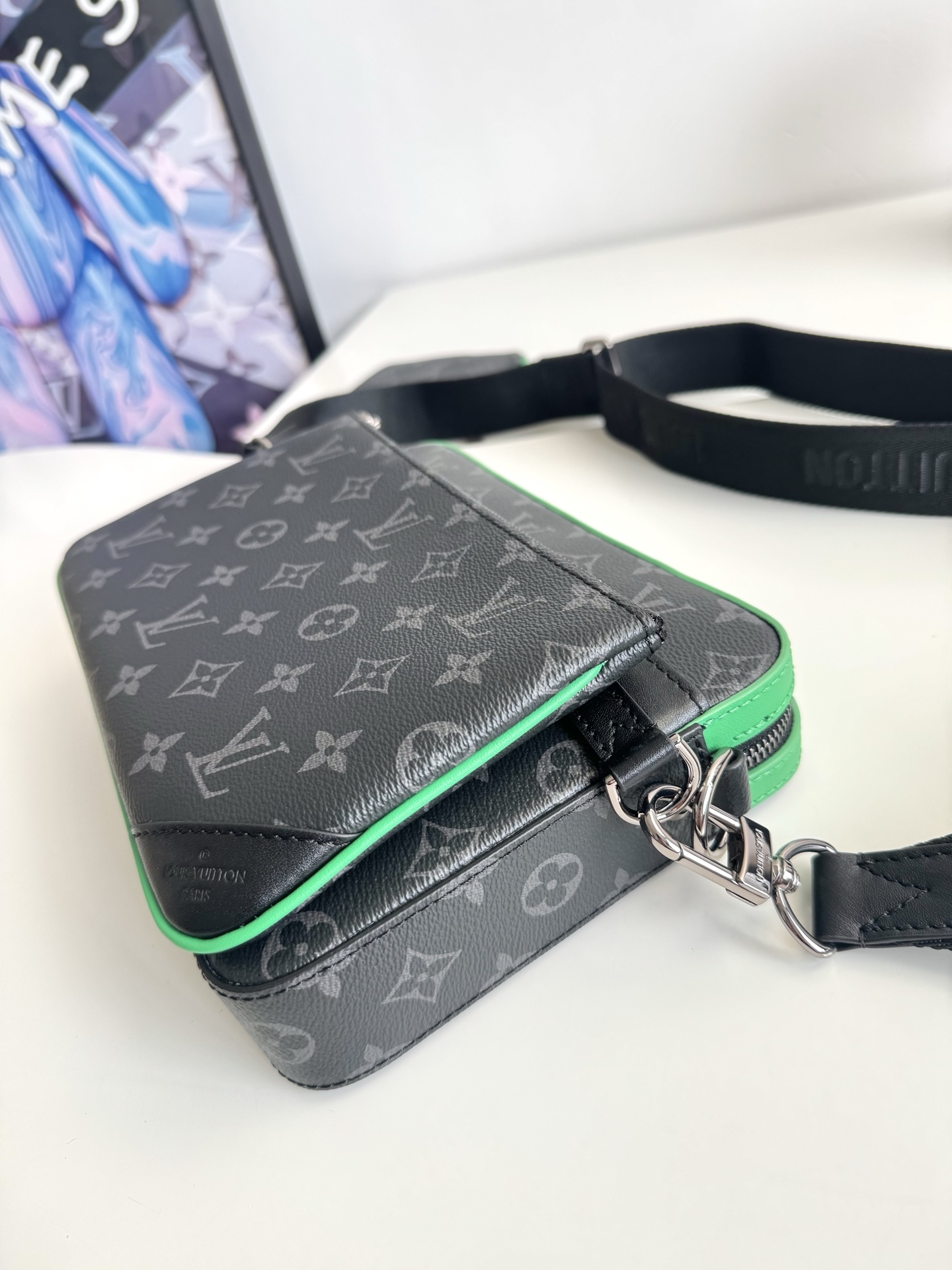 ルイ・ヴィトン「Louis Vuitton」スタイリッシュ メッセンジャーバッグ
