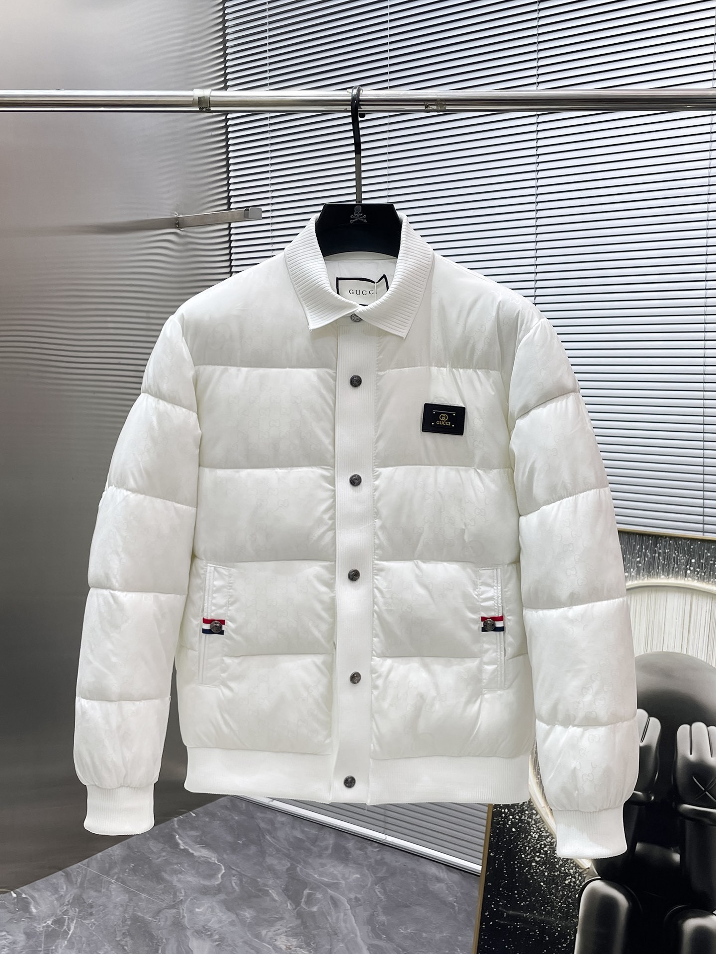 グッチ「Gucci」冬の新作 ラペル付きコットンジャケット