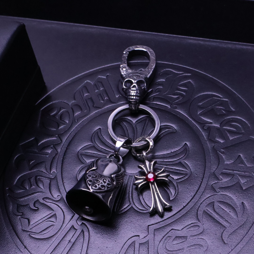 クロムハーツ「Chrome Hearts」キーホルダー＆バッグチャーム - トレンドシンボル