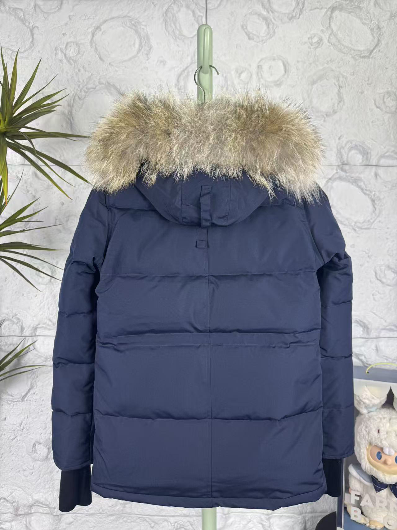 カナダグース「Canada Goose」秋冬フード付きダウンコート