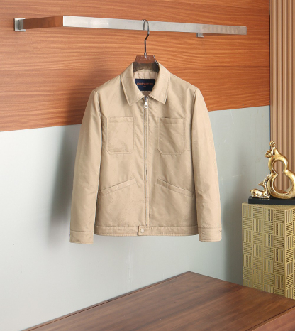 ルイ・ヴィトン「Louis Vuitton」秋冬コレクション クイルテッド ジャケット