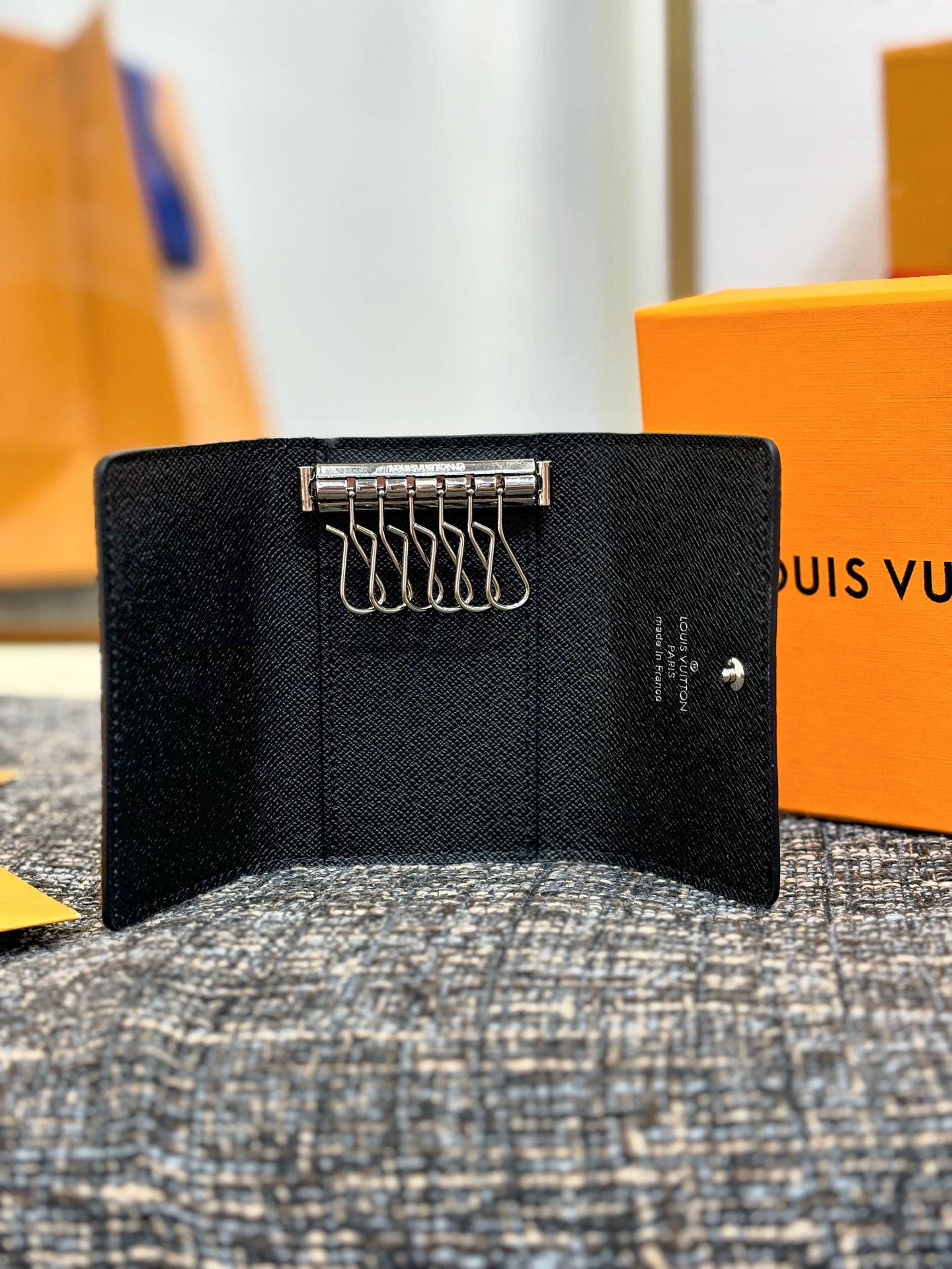 ルイ・ヴィトン「Louis Vuitton」LV × TM キーケース ミュルティクレ