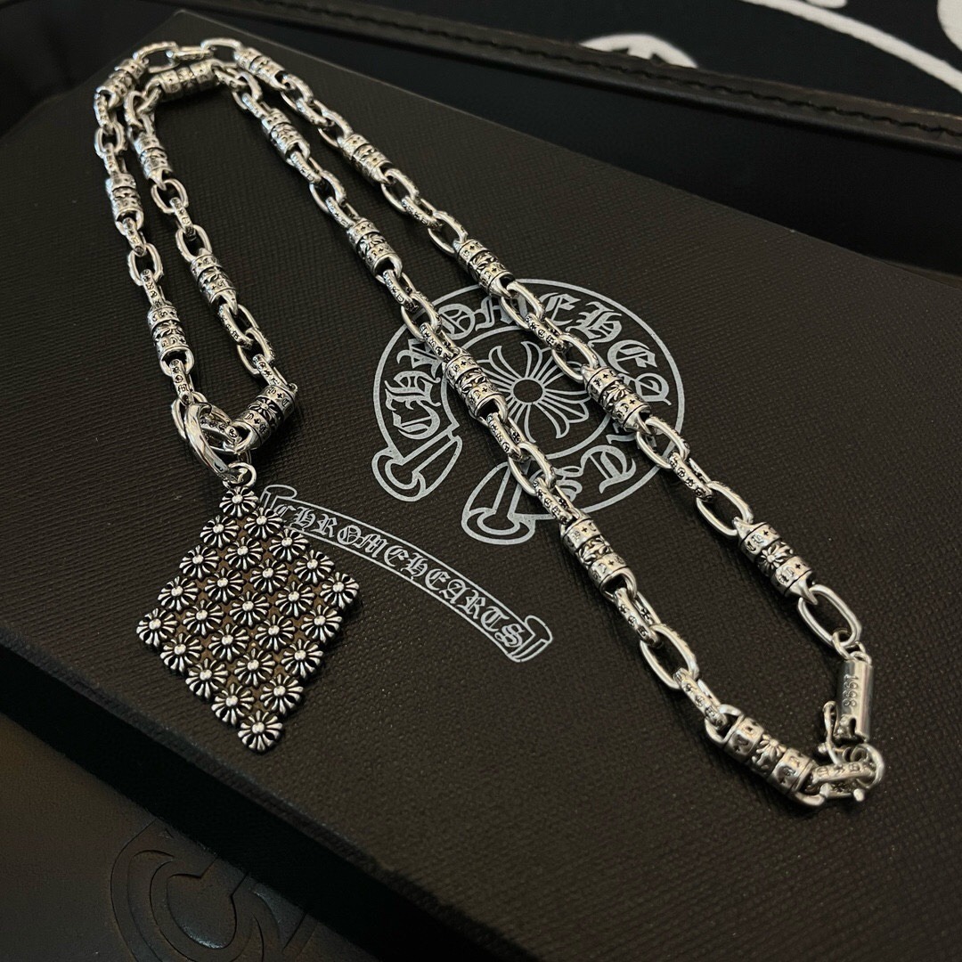 クロムハーツ「Chrome Hearts」ダイヤモンドクロス ネックレス