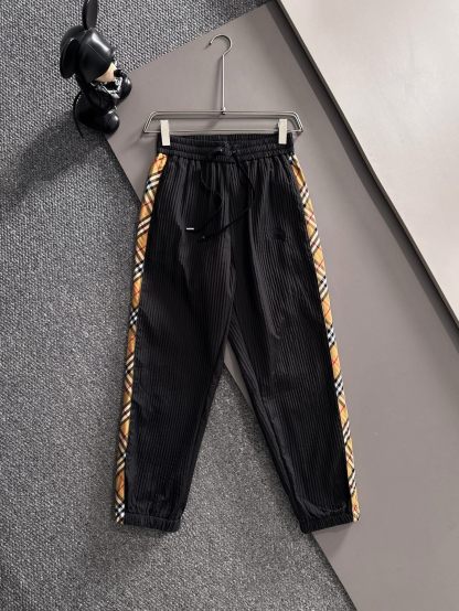 バーバリー「Burberry」秋冬 メンズカジュアルスポーツセット