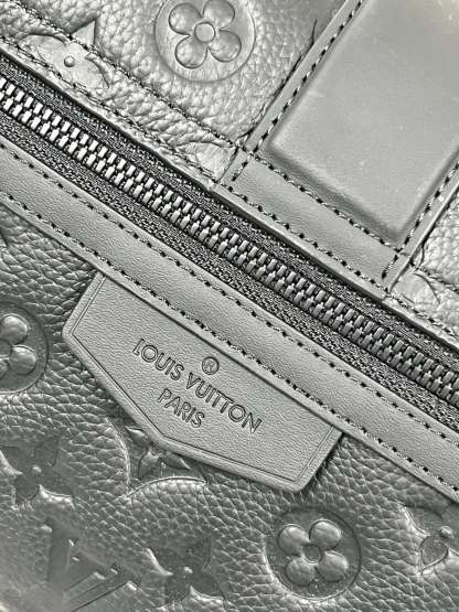 ルイ・ヴィトン「Louis Vuitton」スタイリッシュ メッセンジャーバッグ