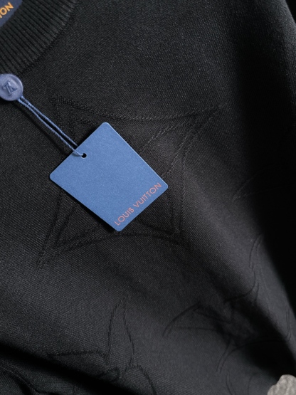 ルイ・ヴィトン「Louis Vuitton」秋冬 メンズ  クルーネックニット