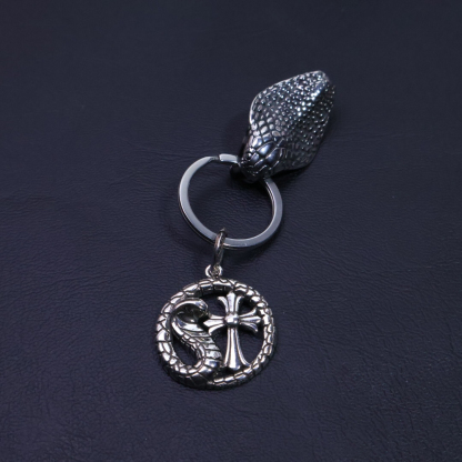 クロムハーツ「Chrome Hearts」キーホルダー＆バッグチャーム - トレンドシンボル