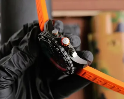 ブライトリング「Breitling」スーパーオーシャン オートマティックメンズウォッチ44MM