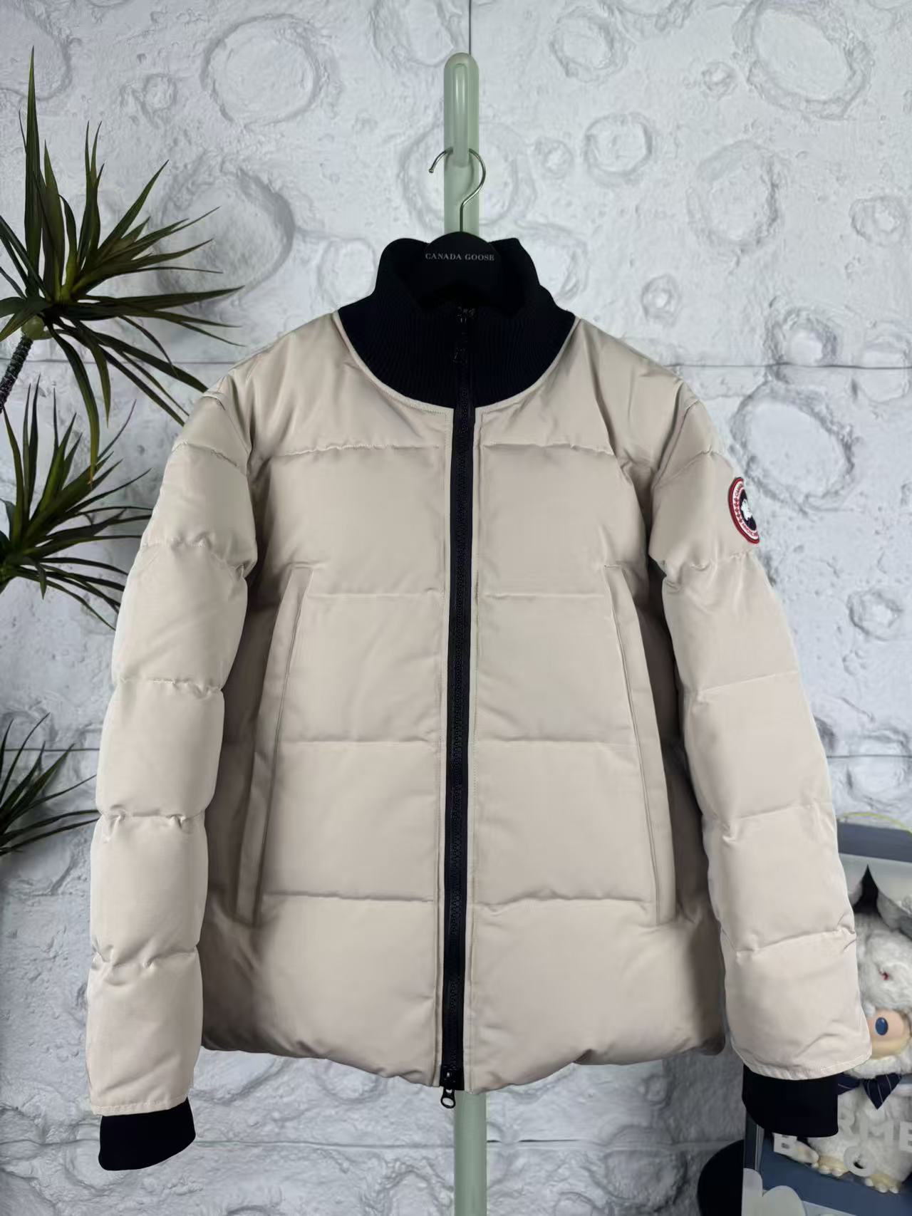 カナダグース「Canada Goose」秋冬ダウンジャケット
