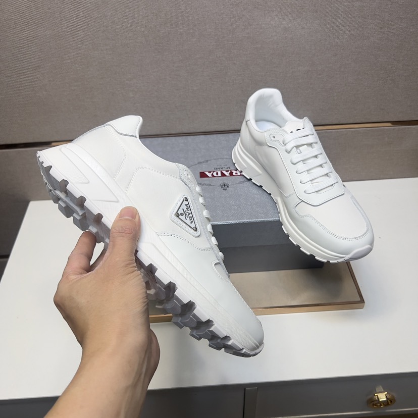 プラダ「Prada」プラダ プレミアムスニーカー (2026年春夏モデル) / レザースニーカー