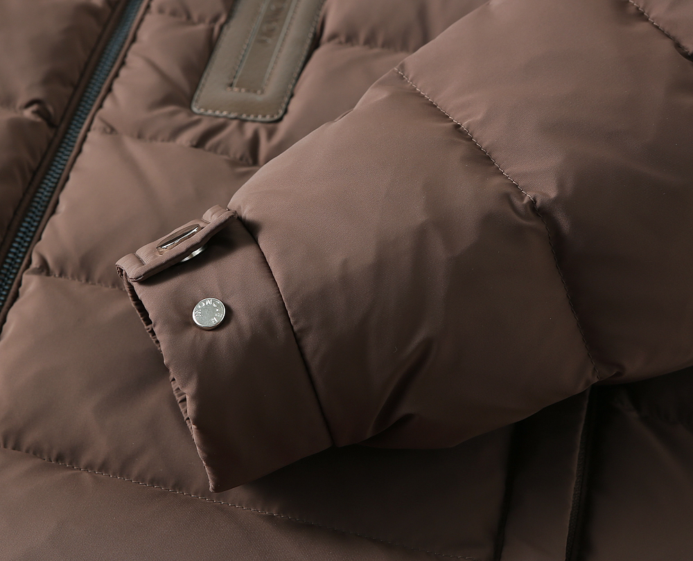 モンクレール「Moncler」秋冬 ダウンジャケット
