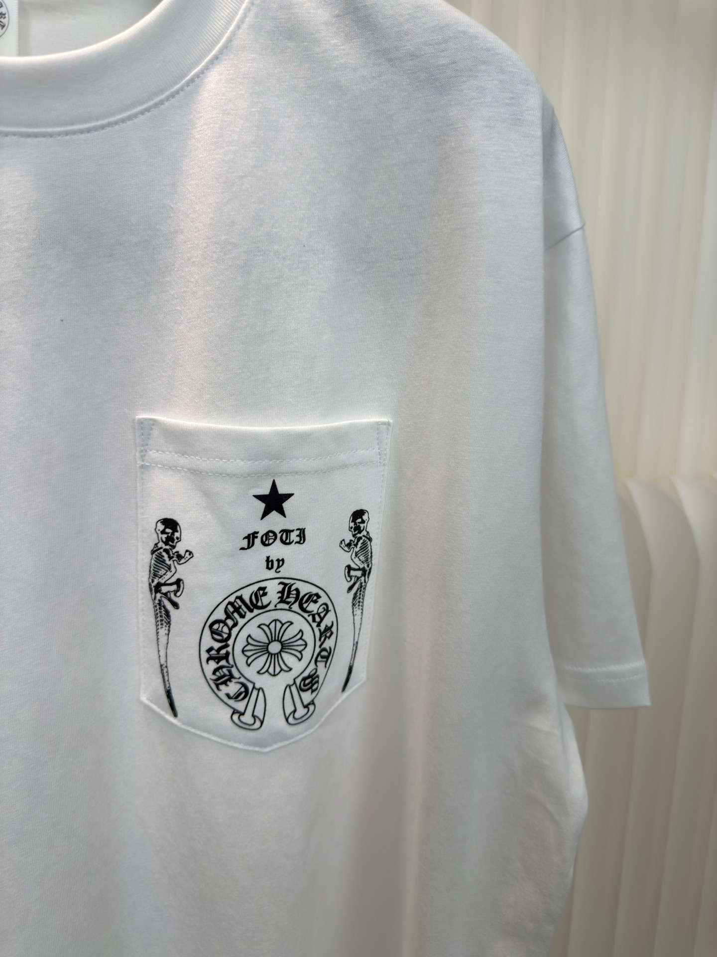 クロムハーツ「Chrome Hearts」 ハンドプリントTシャツ
