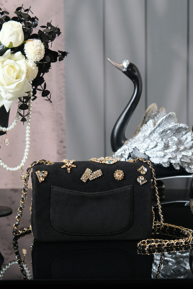 シャネル「Chanel」ミニ クラシック ハンドバッグ【2025/26年秋冬 コレクション】