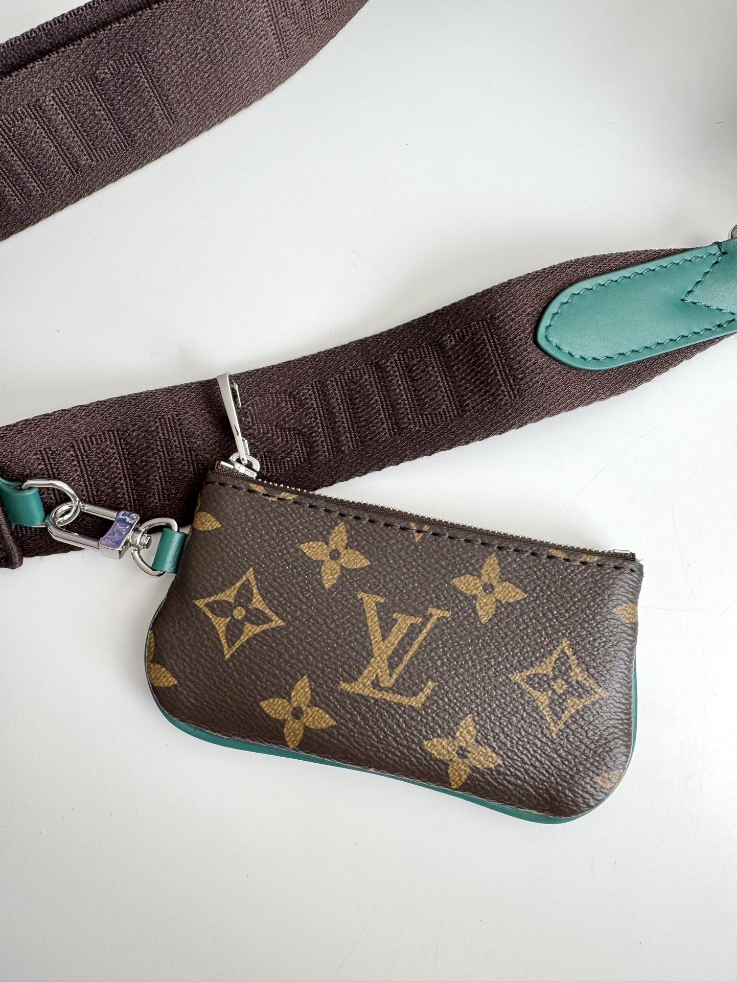 ルイ・ヴィトン「Louis Vuitton」スタイリッシュ メッセンジャーバッグ