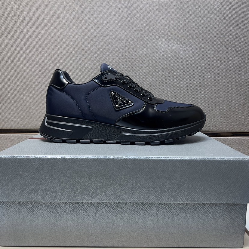 プラダ「Prada」プラダ プレミアムスニーカー (2026年春夏モデル) / レザースニーカー
