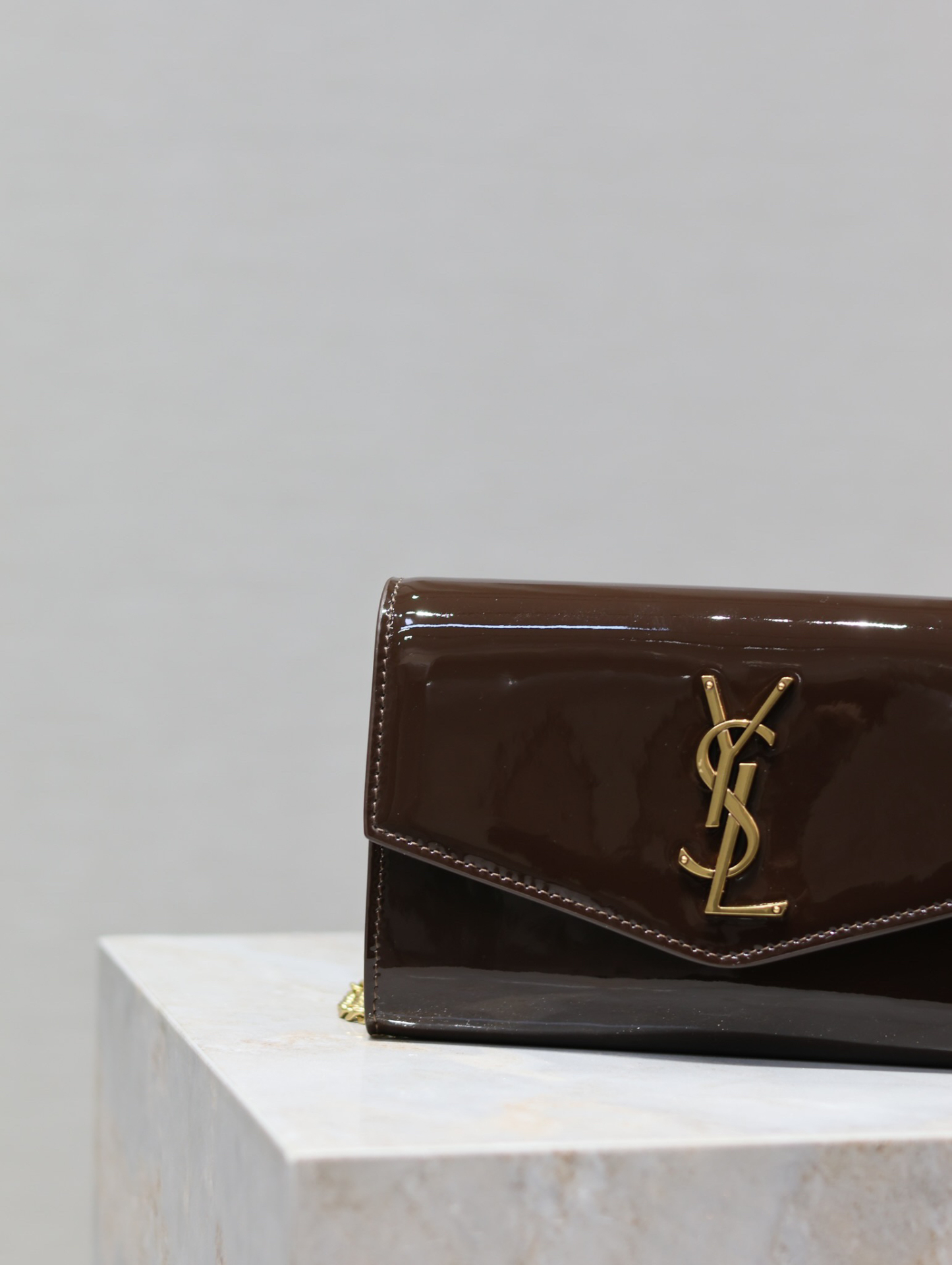 2026サンローラン「SAINT LAURENT UPTOWN チェーンウォレット