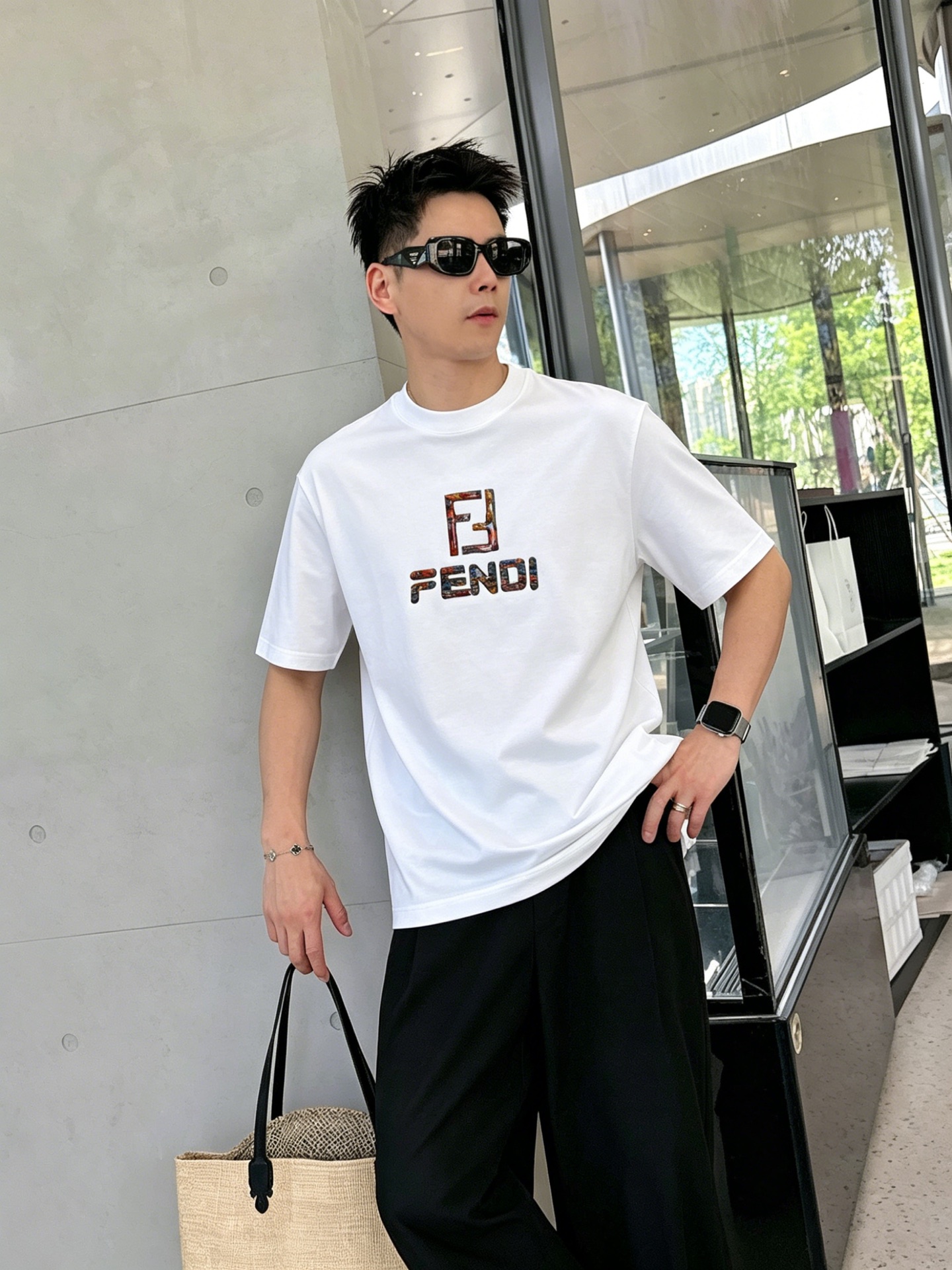 フェンディ「Fendi」ロゴプリントTシャツ / ショートスリーブ クルーネック