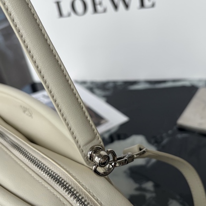 ロエベ「Loewe」2026 ロエベ アマソナ 180 ハンドバッグ / トートバッグ