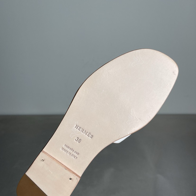 エルメス「Hermès」エルメス オランサンダル / レザースライドサンダル