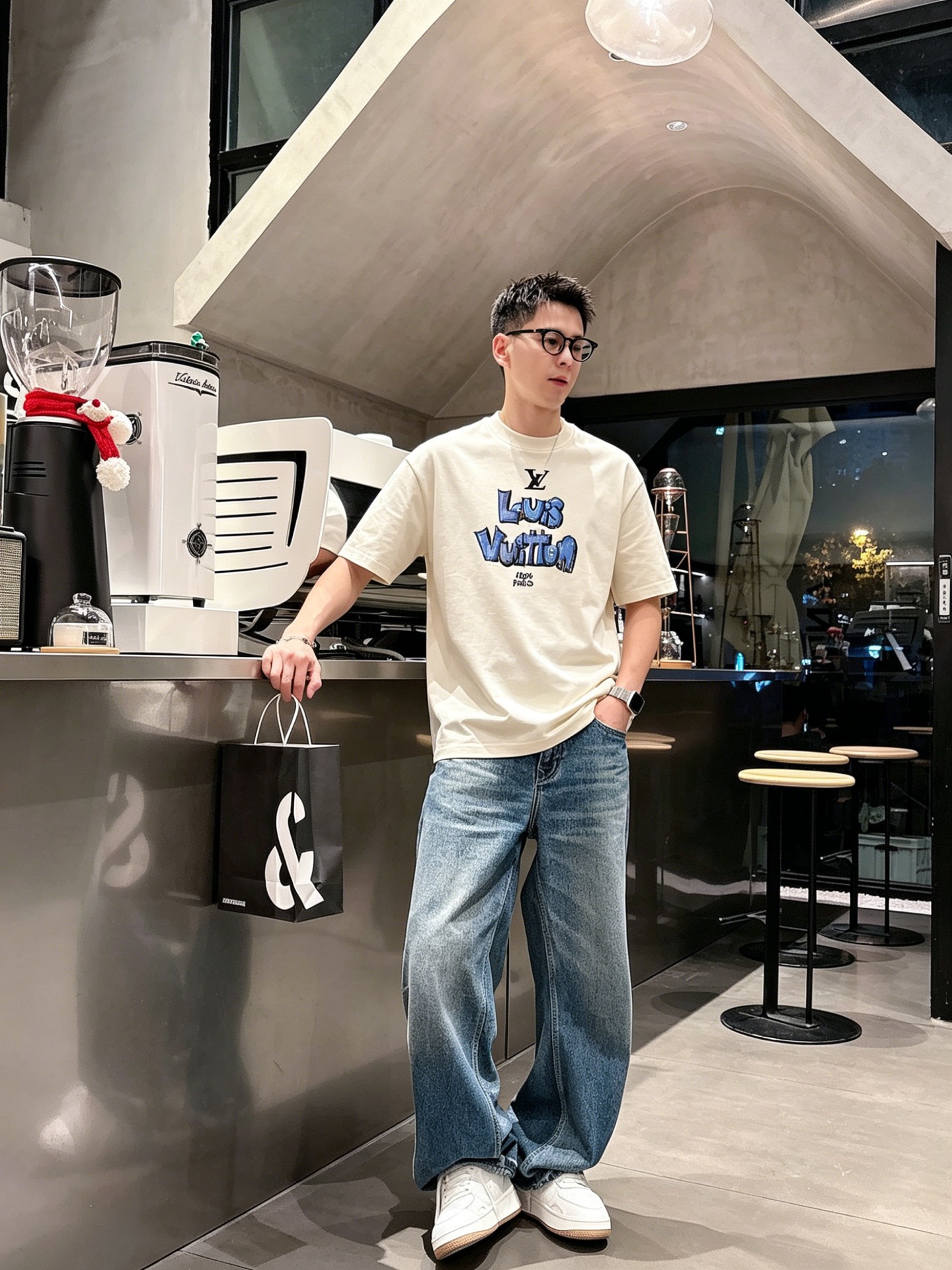 ルイ・ヴィトン「Louis Vuitton」ロゴプリントTシャツ / ショートスリーブ クルーネック