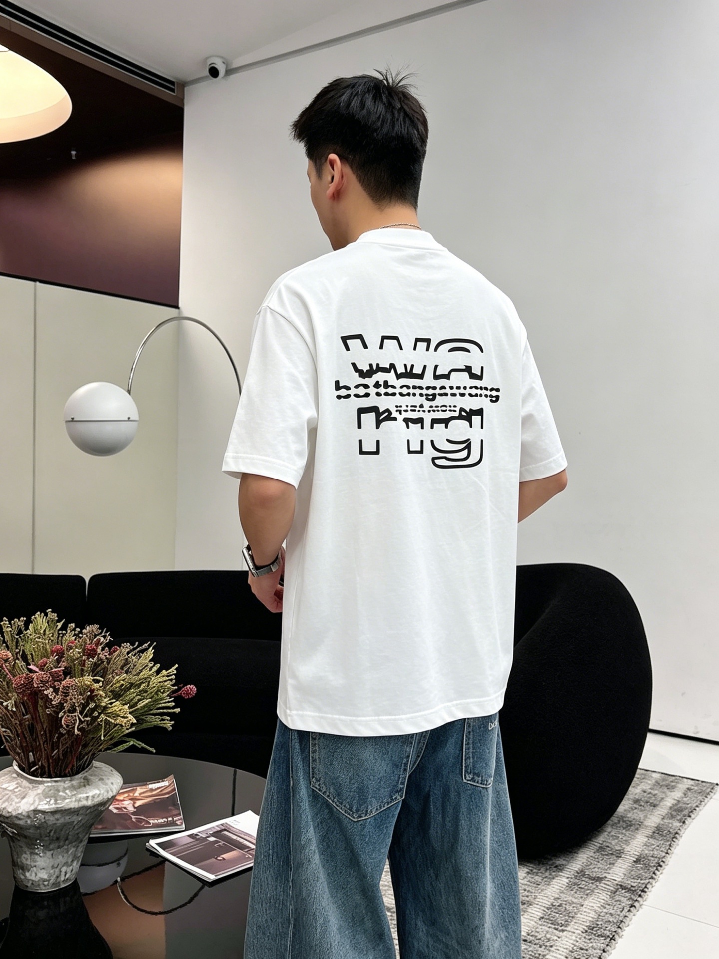 ジバンシィ「Givenchy」ジバンシィ ロゴプリントTシャツ / ショートスリーブ クルーネック