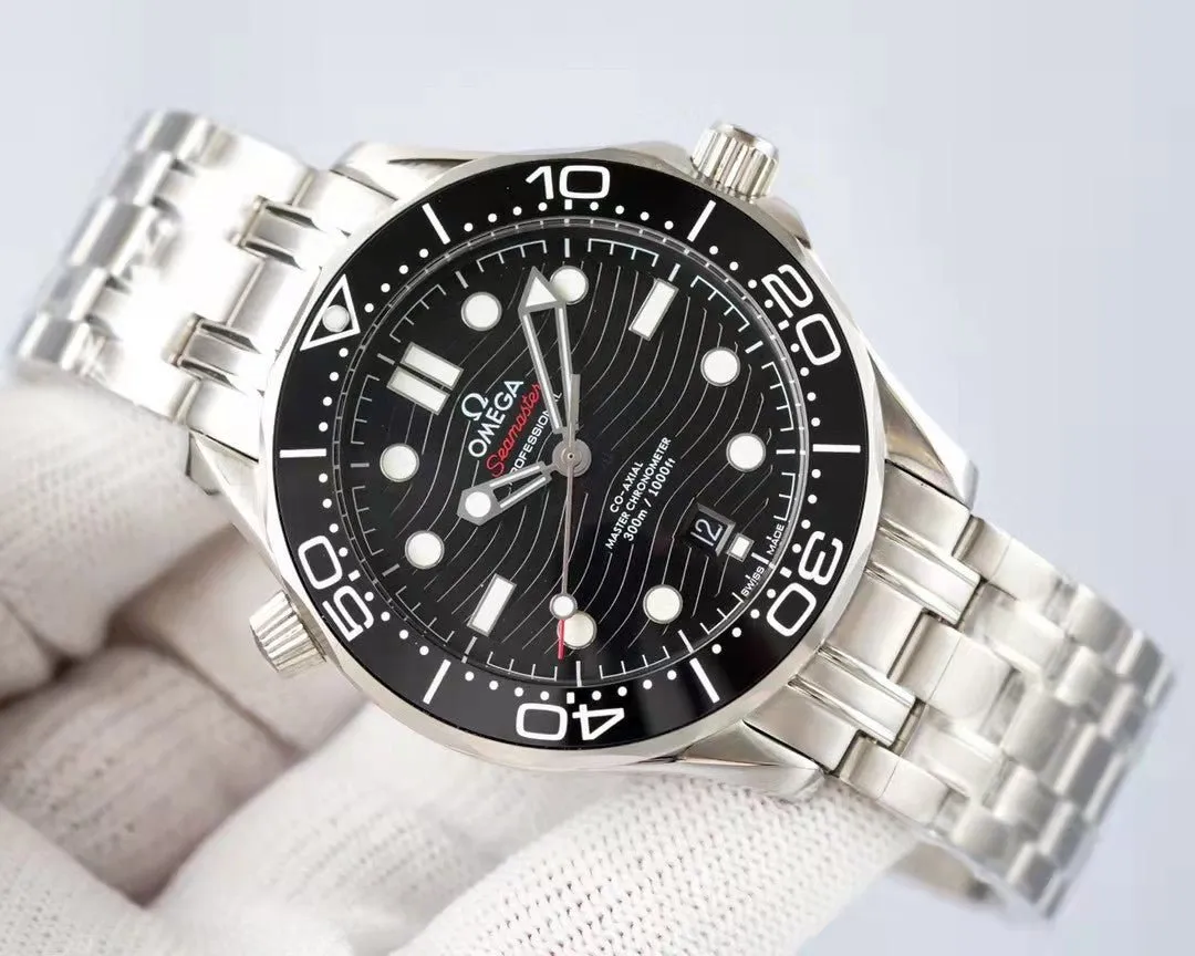 オメガ「Omega」シーマスター ダイバー3００ コーアクシャル マスタークロノメーター42MM