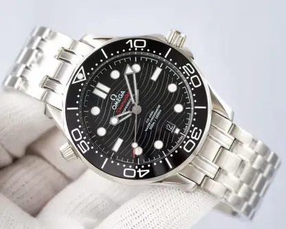 オメガ「Omega」シーマスター ダイバー3００ コーアクシャル マスタークロノメーター42MM
