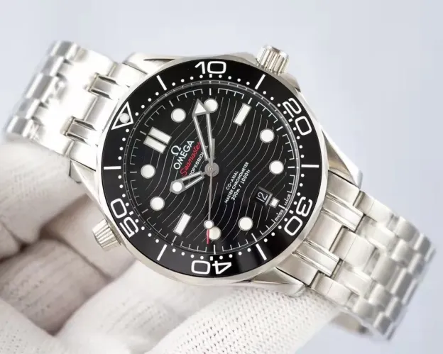 オメガ「Omega」シーマスター ダイバー3００ コーアクシャル マスタークロノメーター42MM