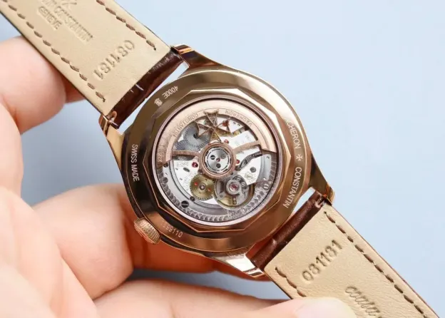 ヴァシュロン コンスタンタン「Vacheron Constantin」オーバーシーズ 40mm 自動巻き 腕時計