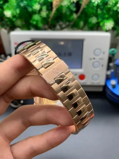 パテック フィリップ「Patek Philippe」ノーチラス V5 アップグレードモデル メンズウォッチ41MM