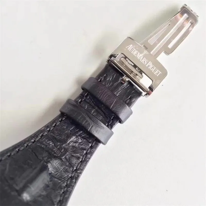 オーデマ ピゲ「Audemars Piguet」ロイヤルオーク オフショア クロノグラフ 42MM