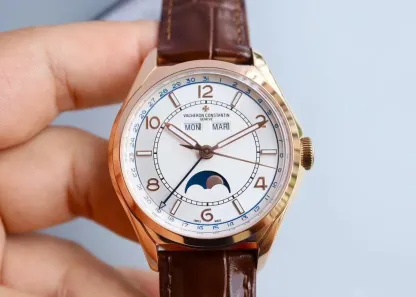 ヴァシュロン コンスタンタン「Vacheron Constantin」オーバーシーズ 40mm 自動巻き 腕時計