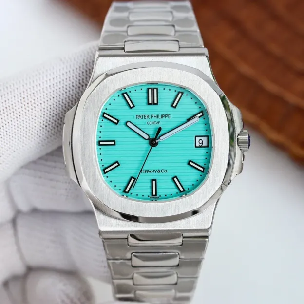パテック フィリップ「Patek Philippe」x ティファニー「Tiffany & Co.」 ティファニーブルー メンズウォッチ40MM
