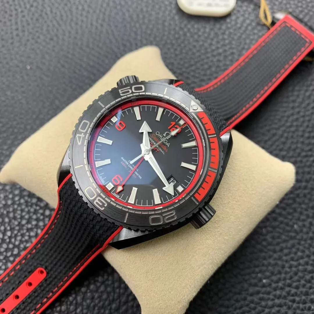オメガ「Omega」シーマスター プラネット オーシャン 600M クロノグラフ メンズウォッチ44MM