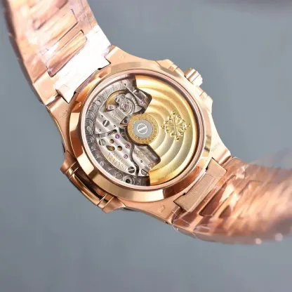 パテック フィリップ「Patek Philippe」ノーチラス メンズウォッチ41MM