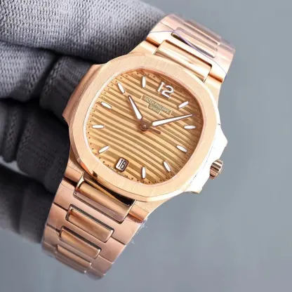 パテック フィリップ「Patek Philippe」ノーチラス メンズウォッチ41MM