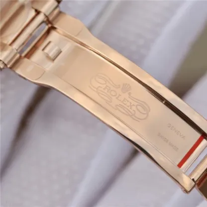 ロレックス「Rolex」GMTマスター II 腕時計 40mm