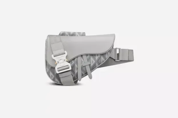 ディオール「Dior」 新作 SADDLE バッグ