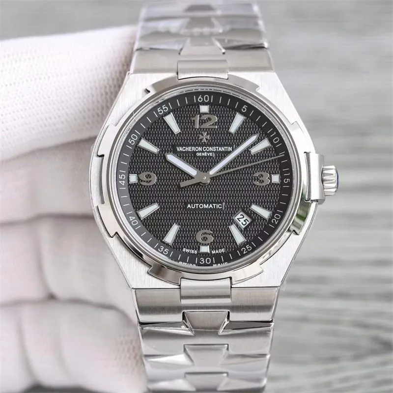 ヴァシュロン コンスタンタン「Vacheron Constantin」Overseas 腕時計42MM