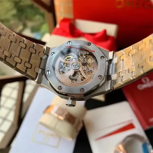 オーデマ ピゲ「Audemars Piguet」ロイヤルオーク ダブルバランスホイール オープンワーク フロストゴールド メンズウォッチ41MM