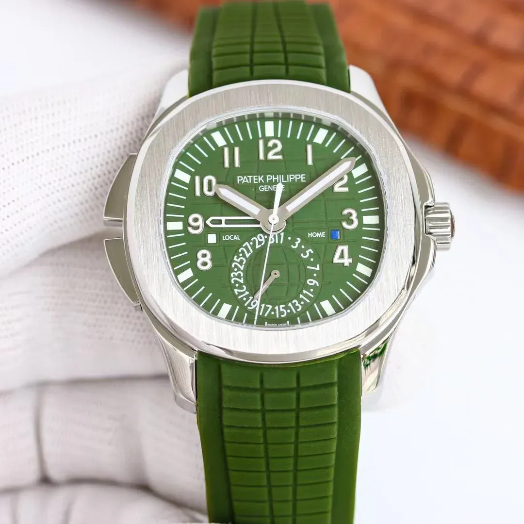 パテック フィリップ「Patek Philippe」Aquanaut Travel Time  クロノグラフ腕時計40MM