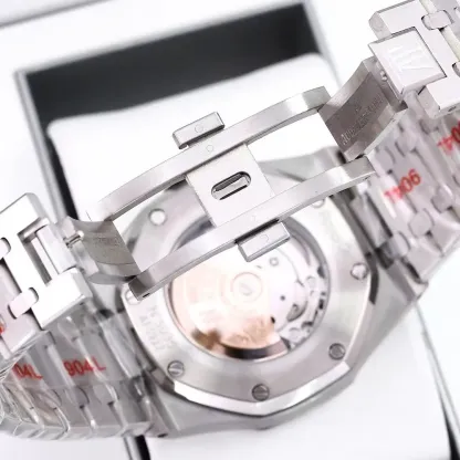 オーデマ ピゲ「Audemars Piguet」ロイヤルオーク エクストラシン42MM