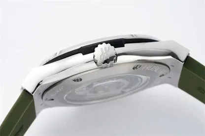 ウブロ「Hublot」クラシックフュージョン クロノグラフ メンズウォッチ42MM