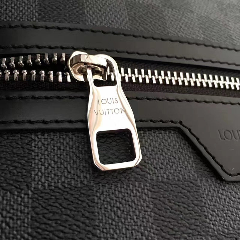 ルイ・ヴィトン「Louis Vuitton」ミカエル