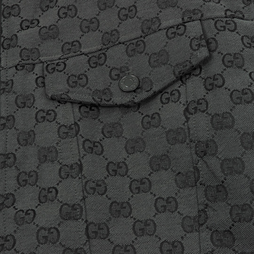 GUCCI / グッチ モノグラム柄が全面にプリントされたダウンジャケットコート