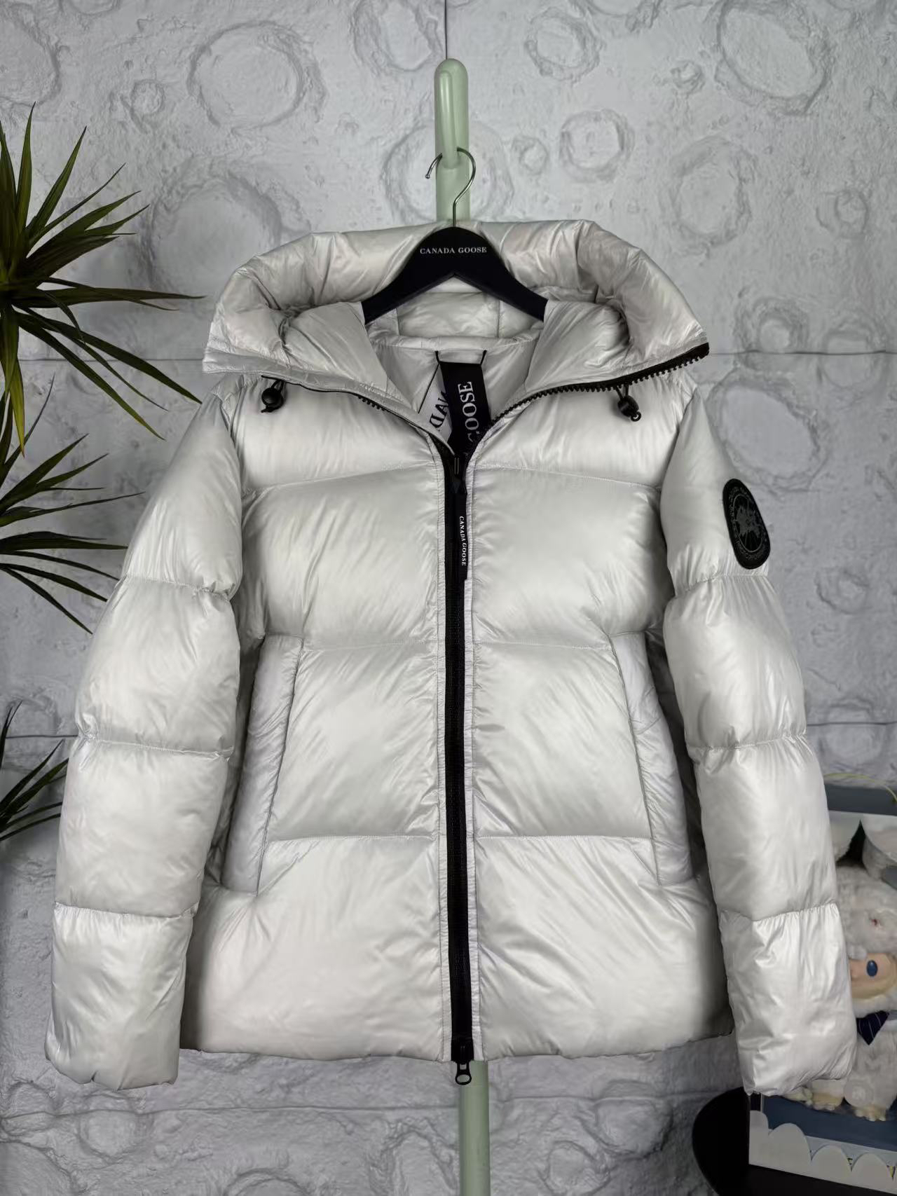 カナダグース「Canada Goose」秋冬フード付きダウンジャケット