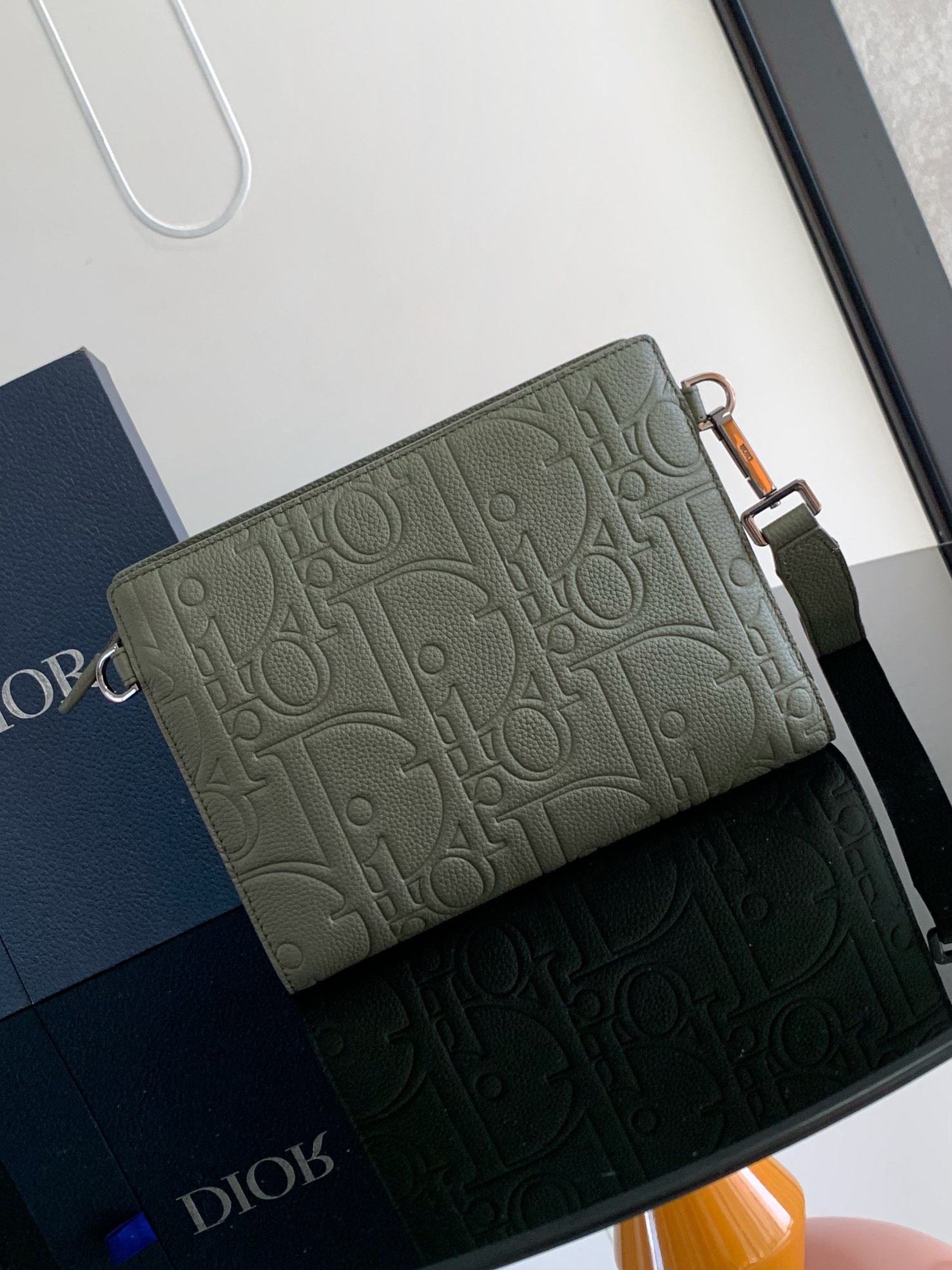 ディオール「Dior」ボウル ポーチ