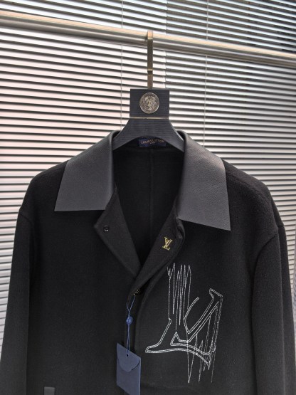 ルイ・ヴィトン「Louis Vuitton」オータムウィンター ミッドニーレングスコート