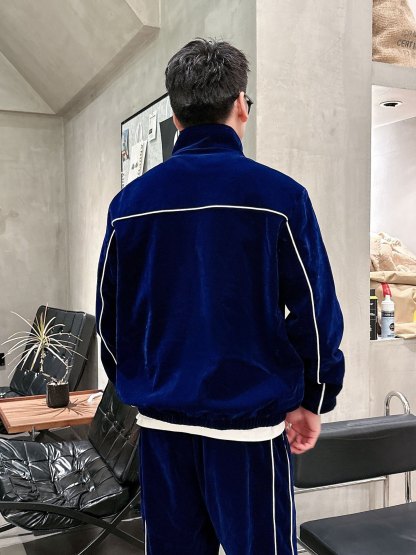 プラダ「Prada」秋冬 メンズ  カジュアルスポーツセット