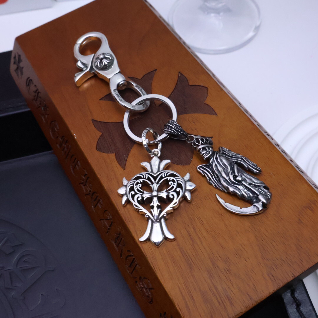 クロムハーツ「Chrome Hearts」キーホルダー＆バッグチャーム - スタイルアイコン